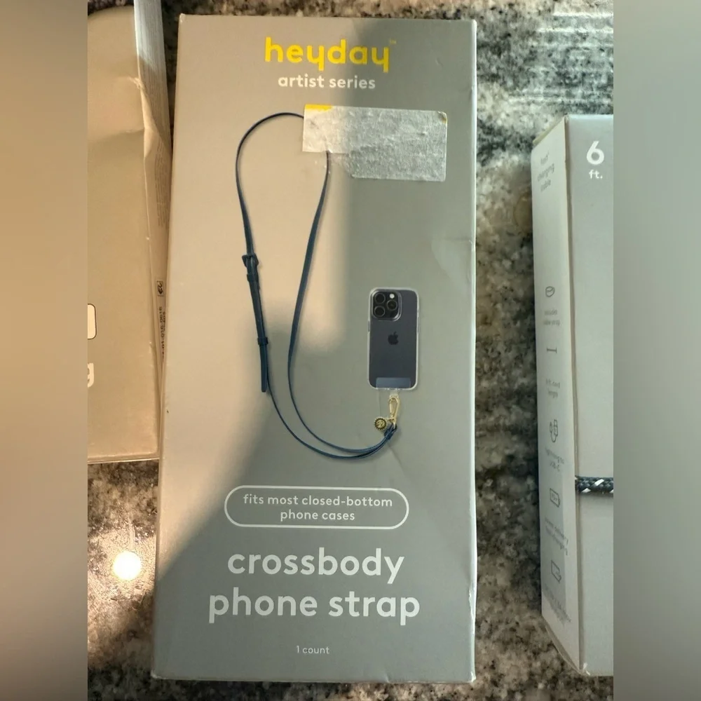 New in box heyday electronic/iPhone 4 piece bundle. Get all 4!